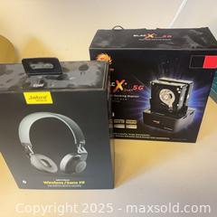MaxSold Auction: Jabra Move Wireless Headphones, Thermaltake BlacX Duet 5G Dock and accessories (Lot) - Windsor (Ontario, Canada) PARTNER MANAGED Downsizing Online Auction - Ashland Drive