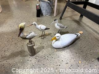 MaxSold Auction: Lot of 4 Hand-Carved Painted Wooden Bird Decoys - Windsor (Ontario, Canada) PARTNER MANAGED Downsizing Online Auction - Ashland Drive