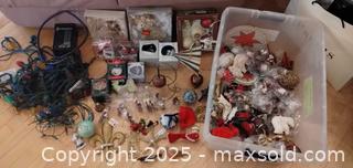 MaxSold Auction: Lot of Assorted Christmas &#38; Holiday Ornaments (80–120 pcs) - Windsor (Ontario, Canada) PARTNER MANAGED Downsizing Online Auction - Ashland Drive
