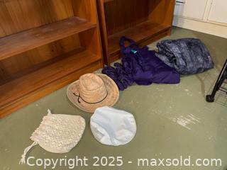 MaxSold Auction: Lot of Mixed Clothing &#38; Accessories (Columbia + Ripzone) - Windsor (Ontario, Canada) PARTNER MANAGED Downsizing Online Auction - Ashland Drive