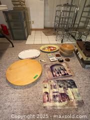 MaxSold Auction: Lot of Tabletop Items: Placemats, Coasters, Bowls, Boards - Windsor (Ontario, Canada) PARTNER MANAGED Downsizing Online Auction - Ashland Drive