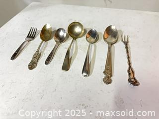 MaxSold Auction: Mixed flatware lot, 7 pieces - Windsor (Ontario, Canada) PARTNER MANAGED Downsizing Online Auction - Ashland Drive