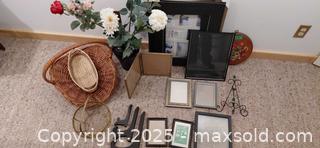 MaxSold Auction: Mixed Home Decor Lot: Frames, Baskets, Silk Flowers, Plaque - Windsor (Ontario, Canada) PARTNER MANAGED Downsizing Online Auction - Ashland Drive