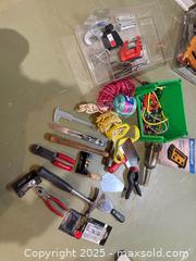 MaxSold Auction: Mixed lot of hand tools &#38; accessories, approx. 20–30 pieces - Windsor (Ontario, Canada) PARTNER MANAGED Downsizing Online Auction - Ashland Drive