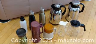 MaxSold Auction: Mixed Lot: Thermal Carafes, Travel Mugs &#38; Insulated Bottles - Windsor (Ontario, Canada) PARTNER MANAGED Downsizing Online Auction - Ashland Drive
