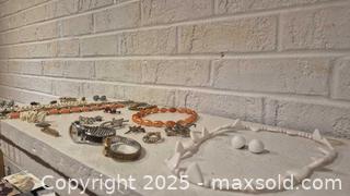 MaxSold Auction: Mixed Vintage Jewelry &#38; Watches Collection (Approx. 20–28 pcs) - Windsor (Ontario, Canada) PARTNER MANAGED Downsizing Online Auction - Ashland Drive