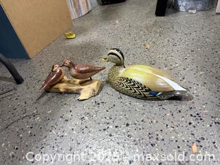 MaxSold Auction: Set of 2 Hand-Painted Wooden Bird Decoys Displays - Windsor (Ontario, Canada) PARTNER MANAGED Downsizing Online Auction - Ashland Drive