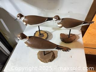 MaxSold Auction: Set of 3 Hand-Carved Killdeer Bird Decoys, Signed G. Gerard - Windsor (Ontario, Canada) PARTNER MANAGED Downsizing Online Auction - Ashland Drive