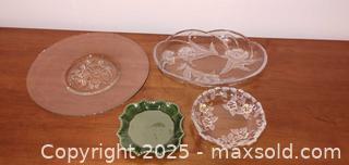 MaxSold Auction: Set of 4 Mid-Century Decorative Plates — Glass, Crystal, Ceramic - Windsor (Ontario, Canada) PARTNER MANAGED Downsizing Online Auction - Ashland Drive
