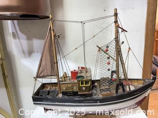 MaxSold Auction: Wood Model Fishing Trawler with Rigging and Display Stand - Windsor (Ontario, Canada) PARTNER MANAGED Downsizing Online Auction - Ashland Drive