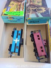 MaxSold Auction: HO TRAINS LOT E 9 VINTAGE CARS - Marlborough (Massachusetts, USA) PARTNER MANAGED Downsizing Online Auction - Farm Road