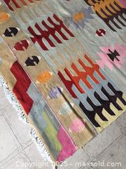MaxSold Auction: Large Vintage Turkish Killim Rug 6&#39; x 9&#39;  - Toronto (Ontario, Canada) SELLER MANAGED Downsizing Online Auction - Davies Avenue