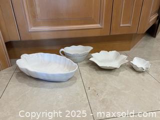 MaxSold Auction: Lot of 5 Gloss White Serving Bowls, Crate &#38; Barrel &#38; Fitz and Floyd - Lakeshore (Ontario, Canada) PARTNER MANAGED Estate Sale Online Auction - County Road 42