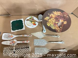 MaxSold Auction: Mixed Lot of Approx. 11 Cake &#38; Pie Servers and Accessories - Lakeshore (Ontario, Canada) PARTNER MANAGED Estate Sale Online Auction - County Road 42