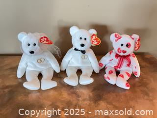 MaxSold Auction: Ty Beanie Babies Lot: Bride, Groom, Smooch (3) - Lakeshore (Ontario, Canada) PARTNER MANAGED Estate Sale Online Auction - County Road 42