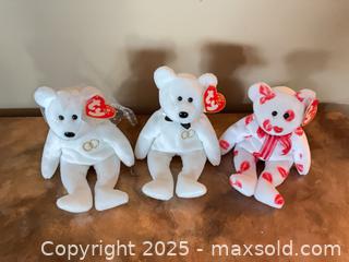 MaxSold Auction: Ty Beanie Babies Lot: Bride, Groom, Smooch (3) - Lakeshore (Ontario, Canada) PARTNER MANAGED Estate Sale Online Auction - County Road 42