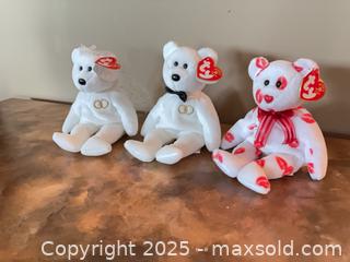 MaxSold Auction: Ty Beanie Babies Lot: Bride, Groom, Smooch (3) - Lakeshore (Ontario, Canada) PARTNER MANAGED Estate Sale Online Auction - County Road 42
