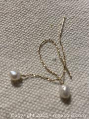 MaxSold Auction: Vintage 10K Gold Threader Earrings with Baroque White Pearls - Toronto (Ontario, Canada) SELLER MANAGED Downsizing Online Auction - O'Connor Drive (CONDO)