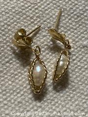 MaxSold Auction: Vintage 10K Yellow Gold Drop Stud Earrings with Baroque Freshwater Pearls - Toronto (Ontario, Canada) SELLER MANAGED Downsizing Online Auction - O'Connor Drive (CONDO)