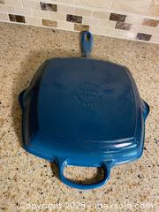 MaxSold Auction: Vintage Le Creuset 26 cm Square Enameled Cast Iron Grill Pan - Toronto (Ontario, Canada) SELLER MANAGED Downsizing Online Auction - O'Connor Drive (CONDO)