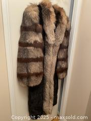 MaxSold Auction: Vintage Paul Magder Women&#39;s Full-Length Mink Coat with Fox Trim - Toronto (Ontario, Canada) SELLER MANAGED Downsizing Online Auction - O'Connor Drive (CONDO)