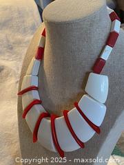 MaxSold Auction: Vintage Red and White Chunky Retro Necklace - Toronto (Ontario, Canada) SELLER MANAGED Downsizing Online Auction - O'Connor Drive (CONDO)