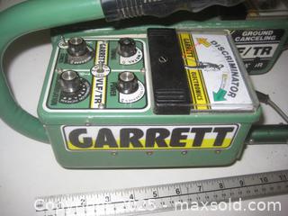 MaxSold Auction: 3 GARRETT ELECTRONICS METAL DETECTORS  - Thorold (Ontario, Canada) SELLER MANAGED Downsizing Online Auction - Pine Street North
