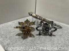 MaxSold Auction: Crystal Hair Ornaments (3) - Citrus Heights (California, USA) SELLER MANAGED Downsizing Online Auction - Sylvan Grove Way