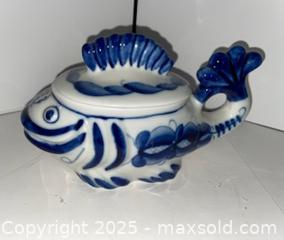 MaxSold Auction: Russian Gzhel lidded box, fish shape VINTAGE - Citrus Heights (California, USA) SELLER MANAGED Downsizing Online Auction - Sylvan Grove Way