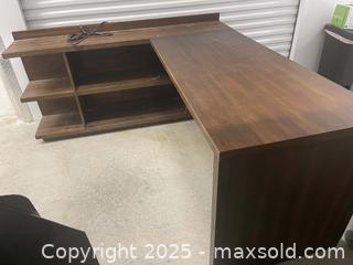MaxSold Auction: Riverside Furniture Perspectives Peninsula Bookcase Desk - Dania Beach (Florida, USA) SELLER MANAGED Downsizing Online Auction - Stirling Road (STORAGE)
