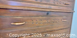 MaxSold Auction: Chest of drawers  - Loyalist (Ontario, Canada) SELLER MANAGED Moving Online Auction - Loyalist Parkway