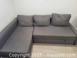 MaxSold Auction: Couch/sofa bed - Mississauga (Ontario, Canada) SELLER MANAGED Moving Online Auction - Nigel Road