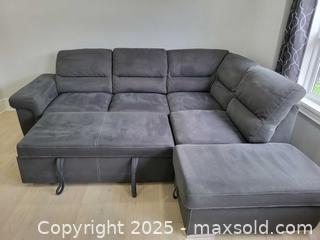 MaxSold Auction: L-shapped converable sofa and foot rest - Mississauga (Ontario, Canada) SELLER MANAGED Moving Online Auction - Nigel Road