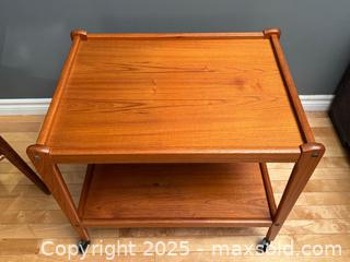 MaxSold Auction: Mid century modern Danish Teak bar/server cart - Toronto (Ontario, Canada) SELLER MANAGED Reseller Online Auction - Kempsell Crescent
