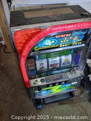 MaxSold Auction: “Las Vegas” Style Slot Machine - Sun City (Arizona, USA) SELLER MANAGED Reseller Online Auction - West Forrester Drive