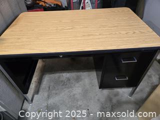 MaxSold Auction: Shop or Office Desk - Central Elgin (Ontario, Canada) SELLER MANAGED Downsizing Online Auction - Fairview Road