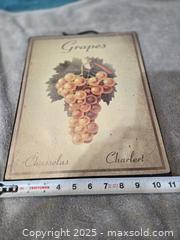 MaxSold Auction: wall art - Central Elgin (Ontario, Canada) SELLER MANAGED Downsizing Online Auction - Fairview Road