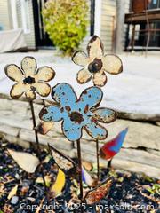 MaxSold Auction: Dog Bite Steel Metal Flowers - Pickering (Ontario, Canada) SELLER MANAGED Downsizing Online Auction - Old Brock Road