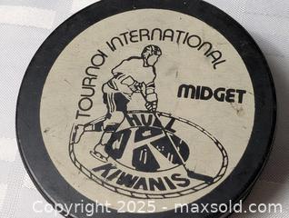 MaxSold Auction: KIWANIS MIDGET HOCKEY GAME PUCK - Kingston (Ontario, Canada) SELLER MANAGED Downsizing Online Auction - Rosemund Crescent