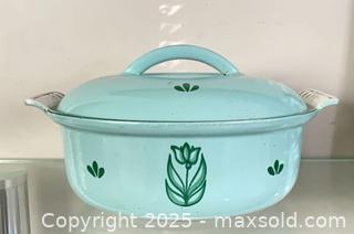 MaxSold Auction: DRU Holland Enamel Cast Iron Dutch Oven  - St. Catharines (Ontario, Canada) SELLER MANAGED Estate Sale Online Auction - Monique Crescent