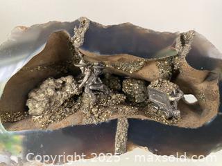 MaxSold Auction: Gold Minor Geode Rock Collectible - St. Catharines (Ontario, Canada) SELLER MANAGED Estate Sale Online Auction - Monique Crescent