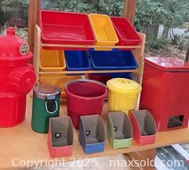 MaxSold Auction: Colorful containers - Port Townsend (Washington, USA) PARTNER MANAGED Estate Sale Online Auction - Rosewood Street