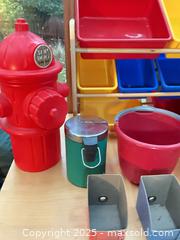 MaxSold Auction: Colorful containers - Port Townsend (Washington, USA) PARTNER MANAGED Estate Sale Online Auction - Rosewood Street