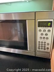 MaxSold Auction: GE microwave - Port Townsend (Washington, USA) PARTNER MANAGED Estate Sale Online Auction - Rosewood Street