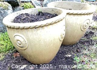 MaxSold Auction: Matching Ceramic Pots - Port Townsend (Washington, USA) PARTNER MANAGED Estate Sale Online Auction - Rosewood Street