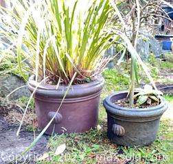 MaxSold Auction: Pair of Ceramic Pots - Port Townsend (Washington, USA) PARTNER MANAGED Estate Sale Online Auction - Rosewood Street