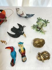 MaxSold Auction: Small Animal Decor - Port Townsend (Washington, USA) PARTNER MANAGED Estate Sale Online Auction - Rosewood Street