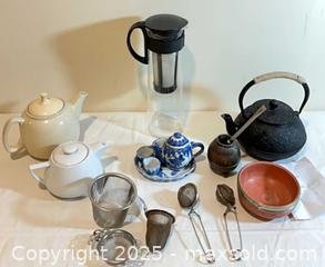 MaxSold Auction: Teapots and more - Port Townsend (Washington, USA) PARTNER MANAGED Estate Sale Online Auction - Rosewood Street