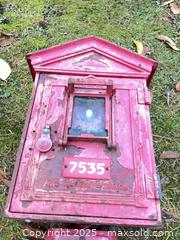 MaxSold Auction: Vintage Cast Iron Yard Art - Port Townsend (Washington, USA) PARTNER MANAGED Estate Sale Online Auction - Rosewood Street