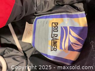 MaxSold Auction: Waterproof jackets, boots, hats, and more - Port Townsend (Washington, USA) PARTNER MANAGED Estate Sale Online Auction - Rosewood Street